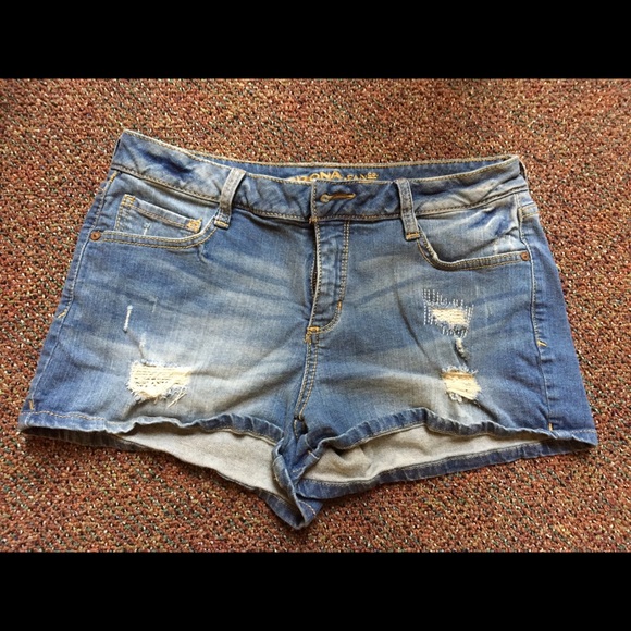 Jean shorts! Size 11. Arizona Jean Company.