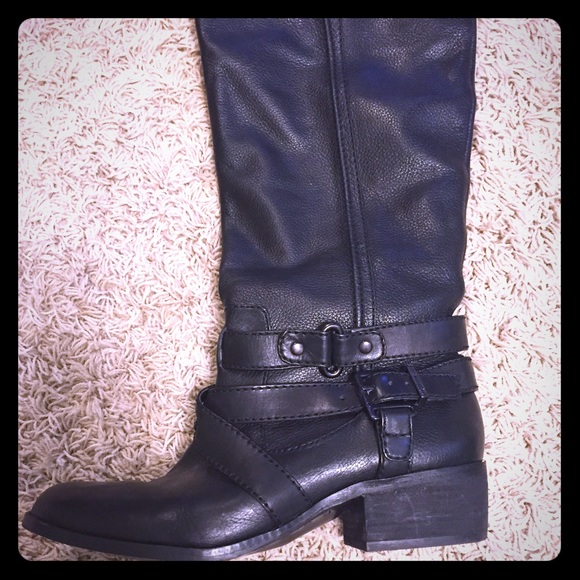 Black boots