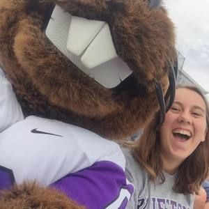 Meet your Posher, Riley