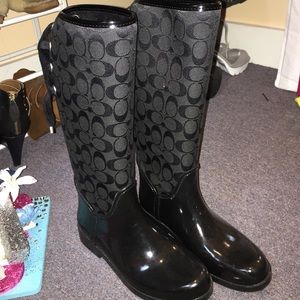 Coach Boots size 8