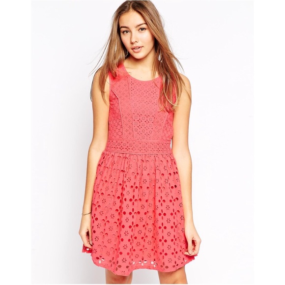 🎉Wardrobe Refresh HP🎉 NWT Eyelet Sundress / ASOS