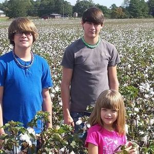 Meet your Posher, Regina