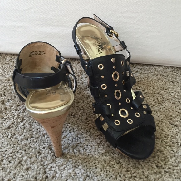 Michael Kors 4.5 in heels with gold studs - Picture 2 of 3