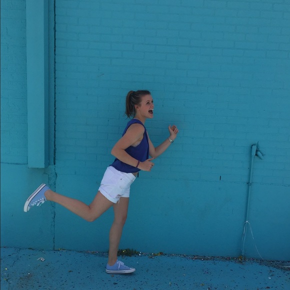 Meet your Posher, Abigail