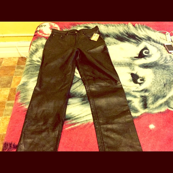 101% Genuine Italian Black leather,unisex paints - Picture 1 of 3