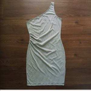 Kardashian stripped one shoulder dress‼️make offer