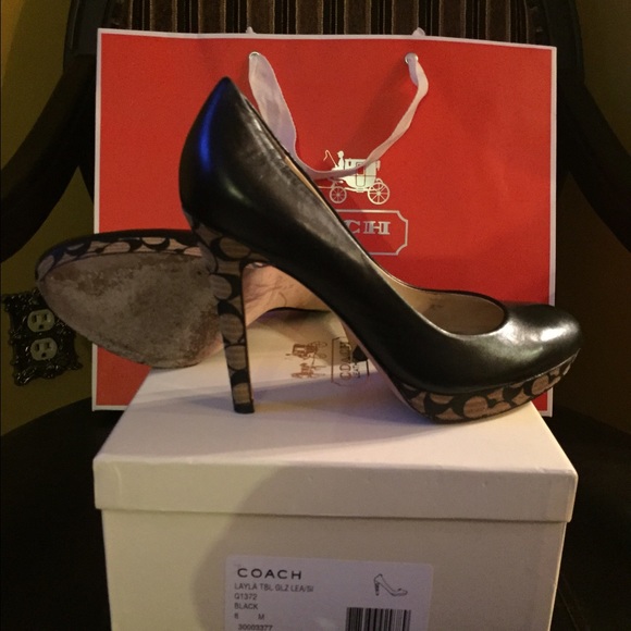 Coach leather pump