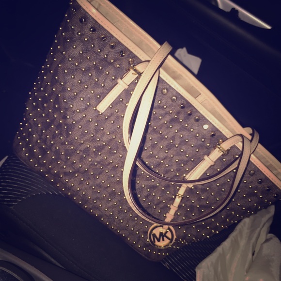 🔴SOLD SOLD🔴Studded MK Tote - Picture 1 of 2