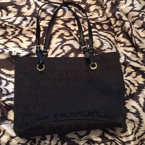 Michael Kors tote