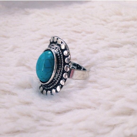 NWOT Boho Turquoise Silver Adjustable Ring