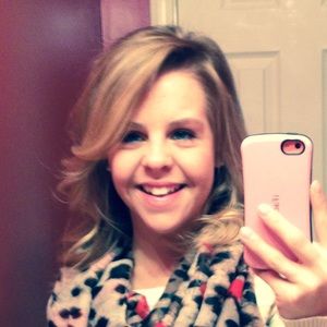 Meet your Posher, Meagan