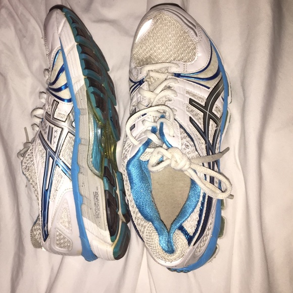 Asics! Size 8.5 in women Gel HAYANO 10