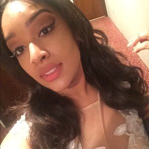 Meet your Posher, Xiomara
