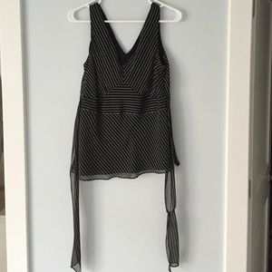 Cute tie back top