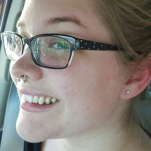 Meet your Posher, Amber