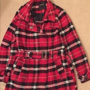 NEW!!! Fabulous belted red plaid peacoat