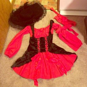 Pirate Halloween costume-  hat and petticoat
