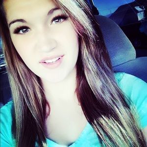 Meet your Posher, Alina