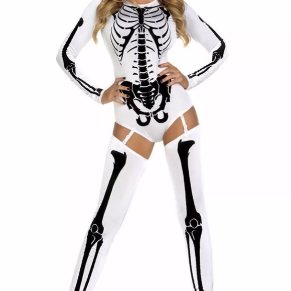 Halloween skeleton costume