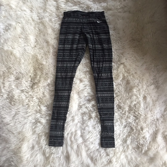 Nike leggings