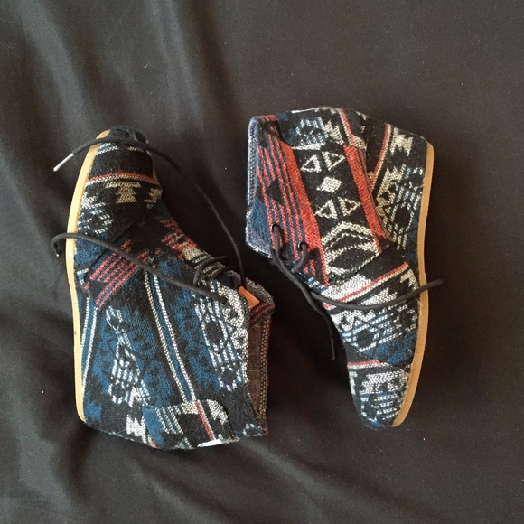 TOMS Shoes - TOMS Boot Wedges