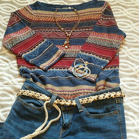 Sweater - Picture 2 of 3