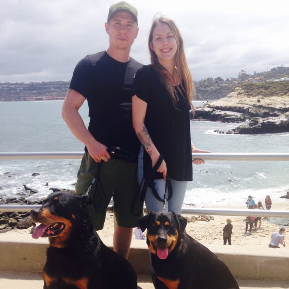 Meet your Posher + Closet โจ๐ธ๐พ - Picture 3 of 4