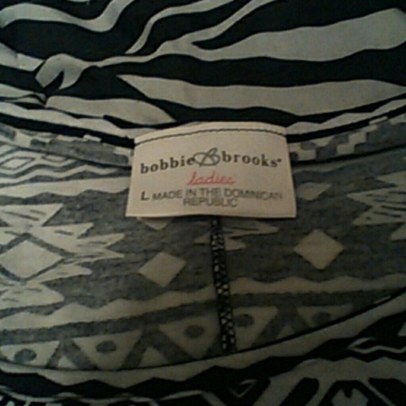 Aztec shirt - Picture 2 of 2