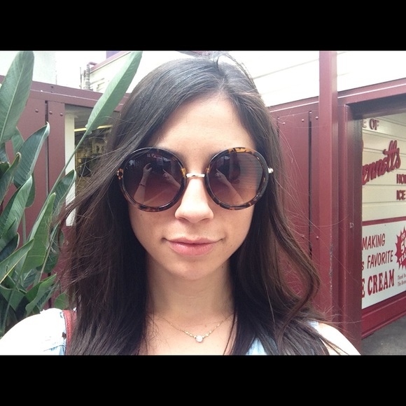 Meet your Posher, Diana