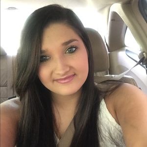 Meet your Posher, Katelyn