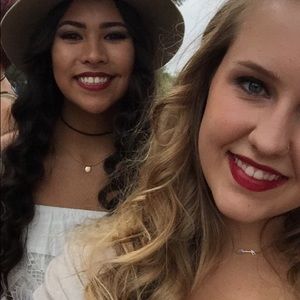 Meet your Posher, Allyson