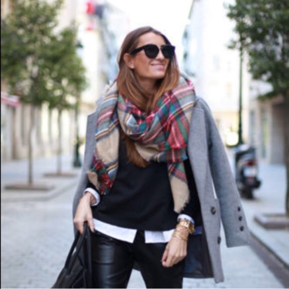 Popular Plaid Scarf