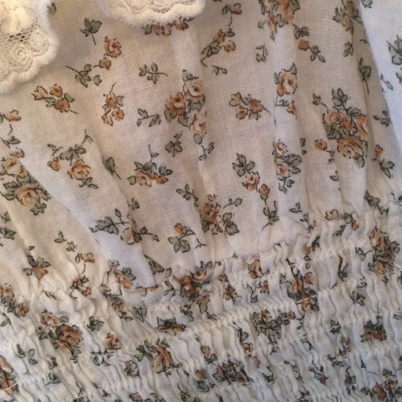 Ruffle top - Picture 3 of 3