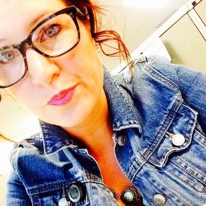 Meet your Posher, Brook