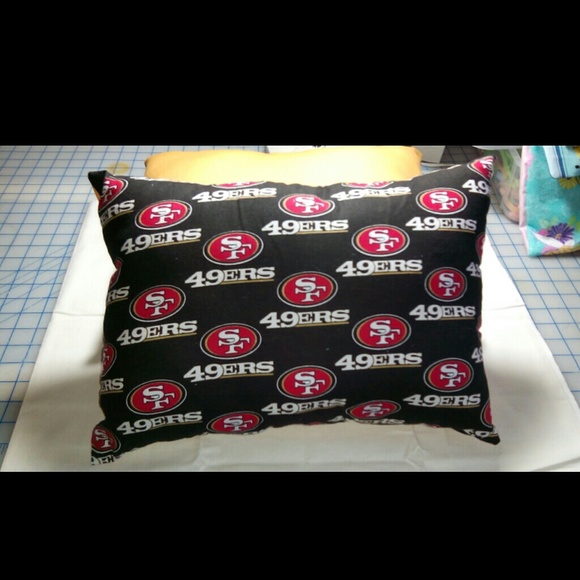 NFL San Francisco 49ers pillow - Picture 1 of 1
