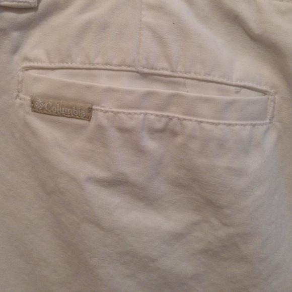 BOGO FREE - Columbia Sportswear Shorts - Picture 4 of 4
