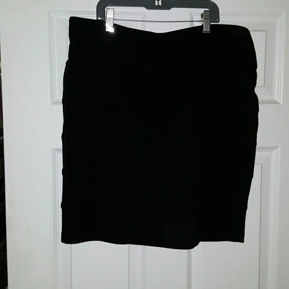 Cute above the knee pencil skirt