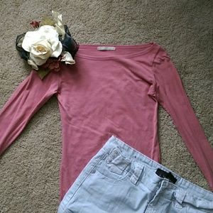 Forever 21 Form Fitting Gorgeous Shirt!
