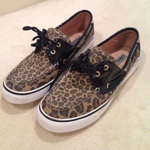 Leopard print sperry's!
