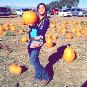 Meet your Posher, Idalia