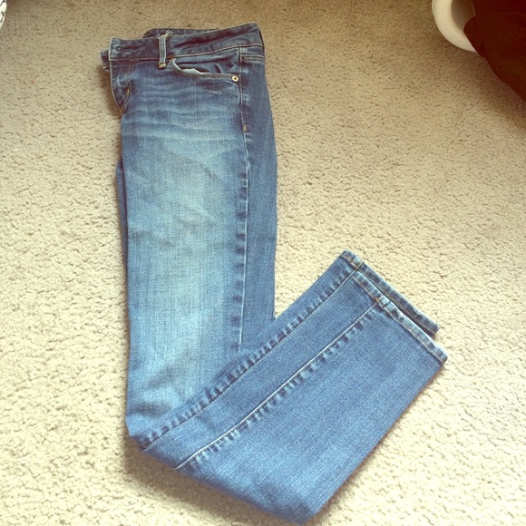 Size 4 American eagle jeans