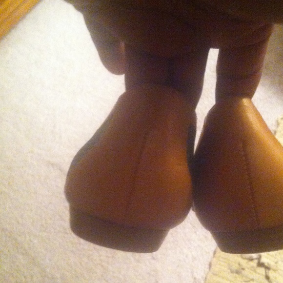 Green & Tan Gianni Bini Flats.🚫FINAL PRICE🚫 - Picture 3 of 4