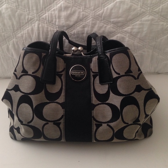 Well loved Coach purse