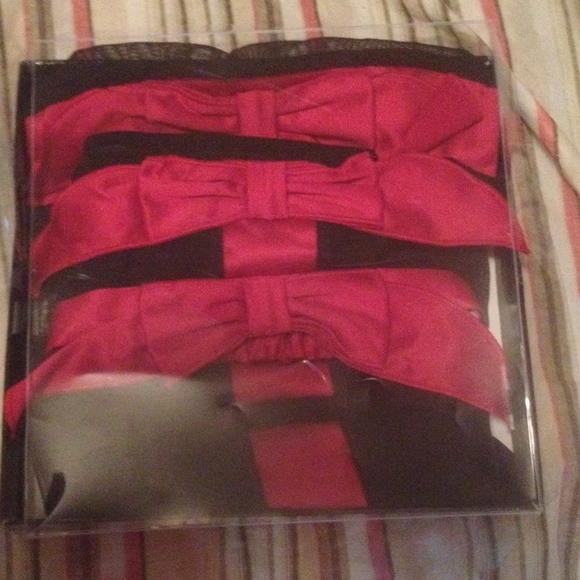 New SOLD box red tie Frederick's of Hollywood set - Picture 4 of 4