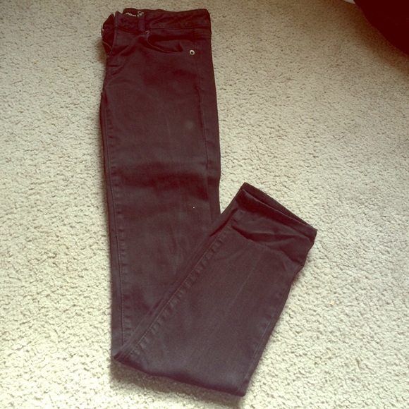 Black American eagle skinny jeans!