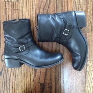 Frye Lynn Short Strap Boot