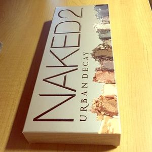 Naked 2 pallet by Urbay Decay