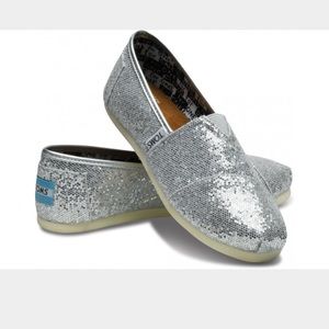 Sparkly silver Toms