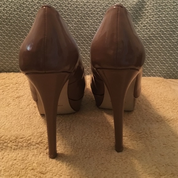 🛍 Nude Pumps! - Picture 2 of 2