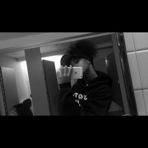 Meet your Posher, Tierra